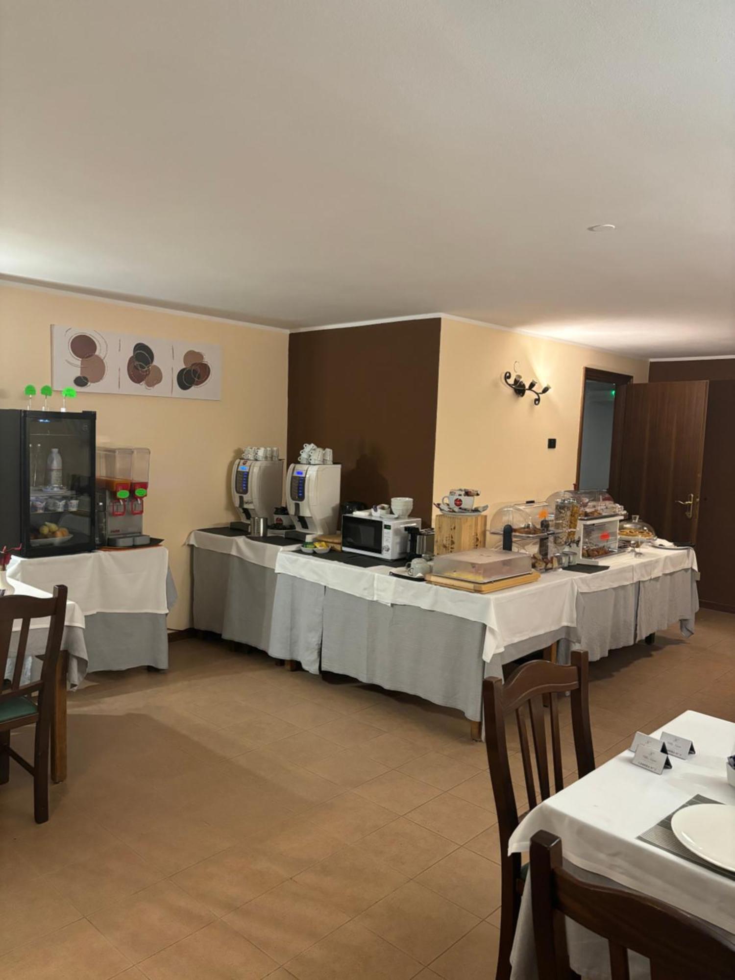 Villa Nasti Hotel Ristorante Canzo Exterior foto